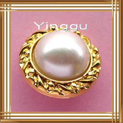 Fashion garment pearl button/ elegant garment accessories