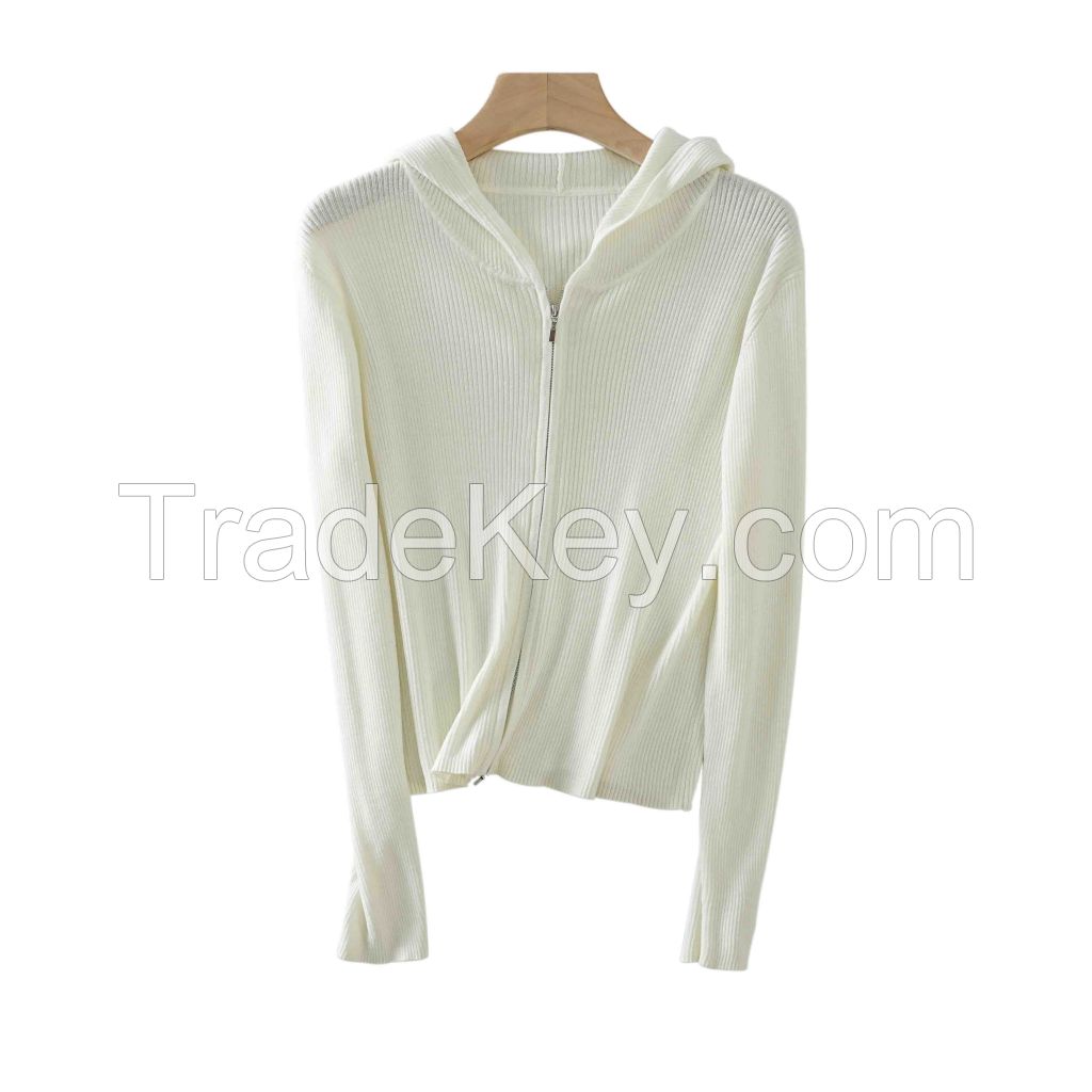2026 Lady's Woollen Sweater Simple and elegant hooded clothing