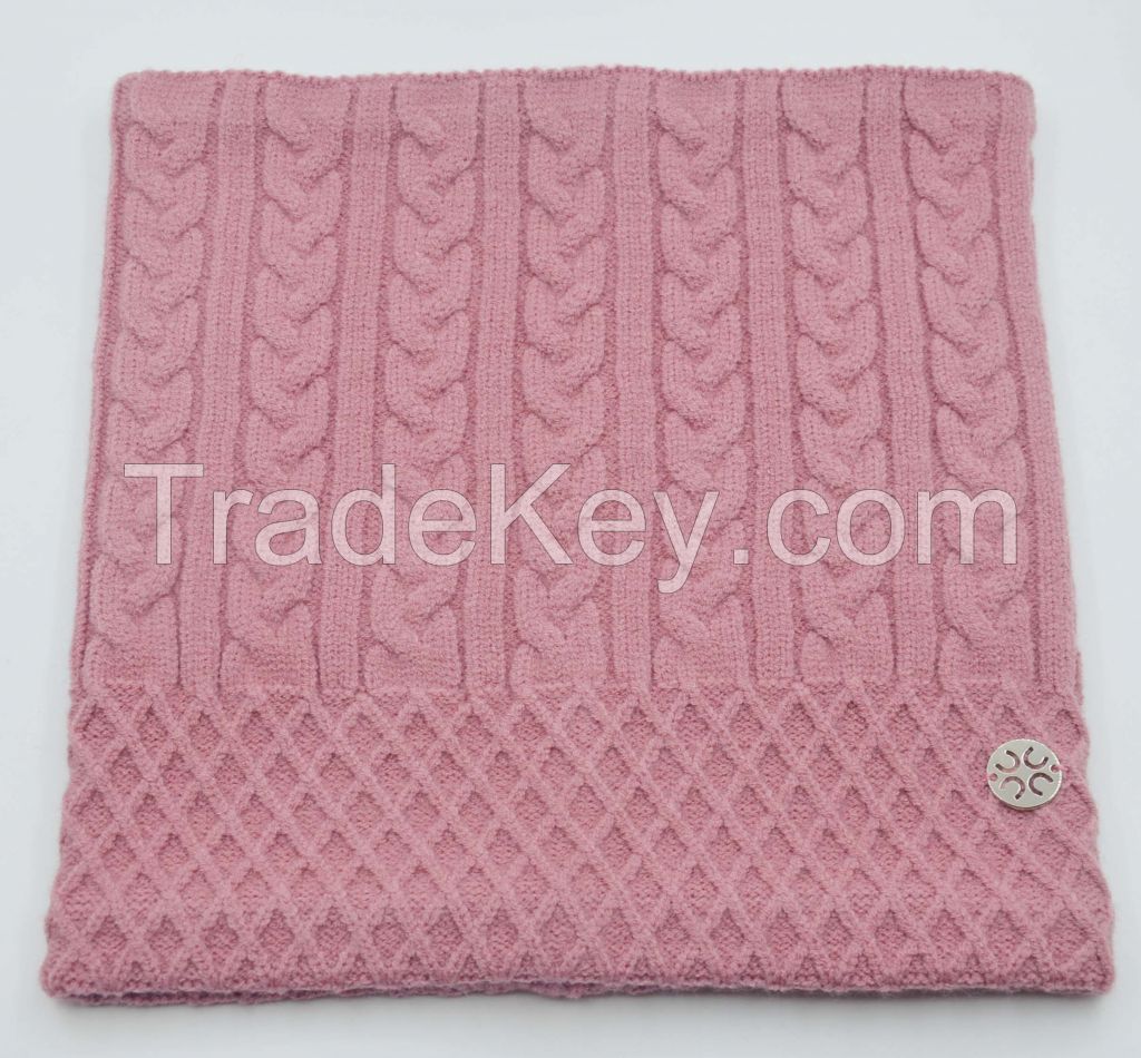2025 Knitted scarf - versatile and warm BSCI RWS