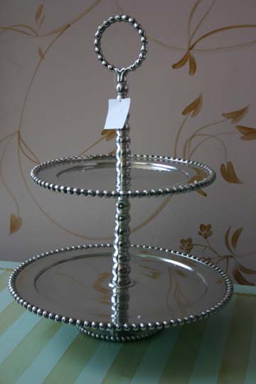 Cake stand