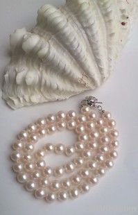 fresh water pearl necklace