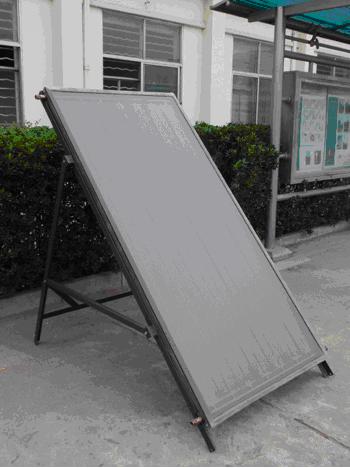 Flat panel solar water heater