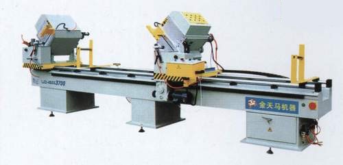 Double mitre saw for aluminum profile