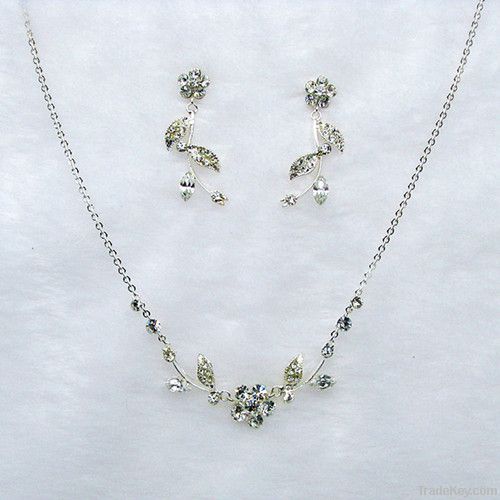 necklace set