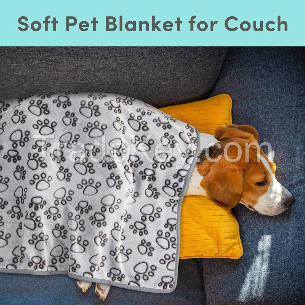 Cute Soft Flannel Fleece Blanket Super Cozy Pet Blanket for All Season