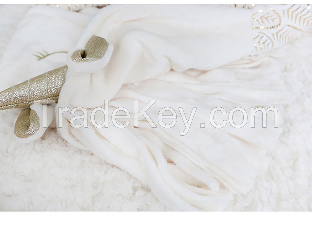Export fashion shawl blanket Flannel unicorn shape lazy blanket for children