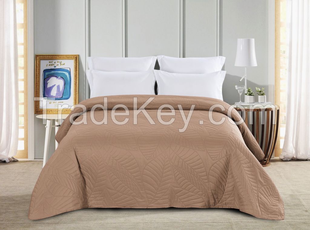 Wholesale microfiber ultrasonic quilted leaf pattern bedspread for bed
