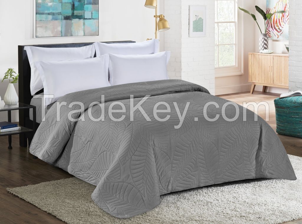 Wholesale microfiber ultrasonic quilted leaf pattern bedspread for bed