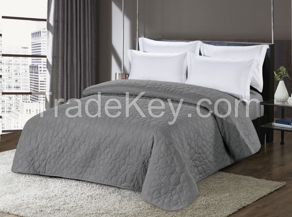 Hot Sale Cheap Microfiber Ultrasonic Quilted Solid Bed Cover Bedspread With Stone Pattern