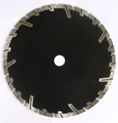 Diamond sintered T protective teeth blade