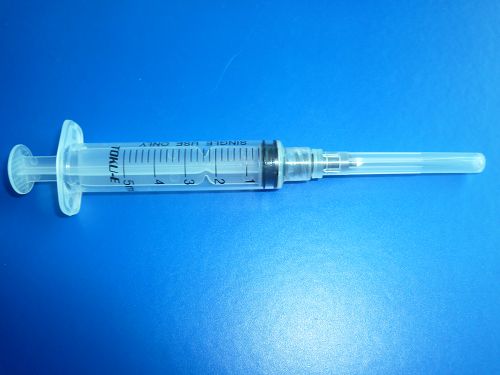 disposable syringe