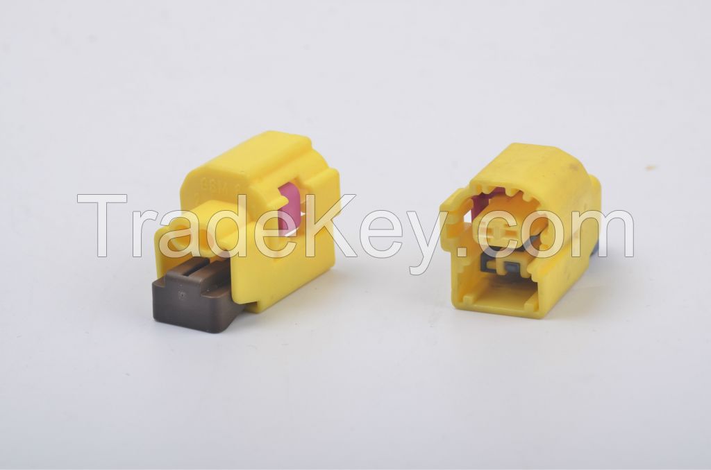 auto wire harness connectors 8K0973323R