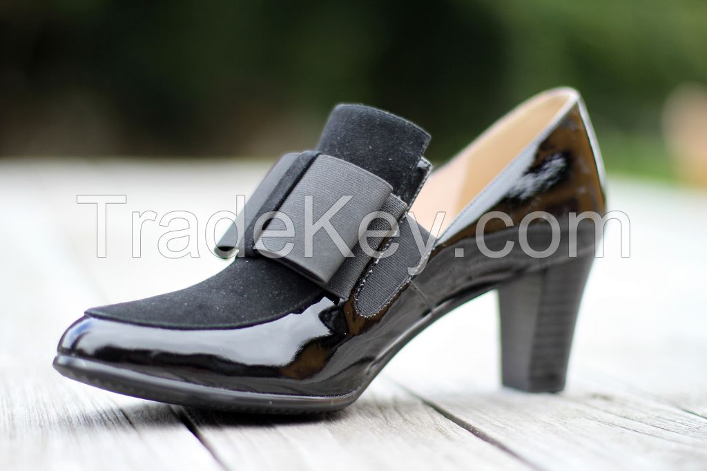 Ortopedic heel mocassin