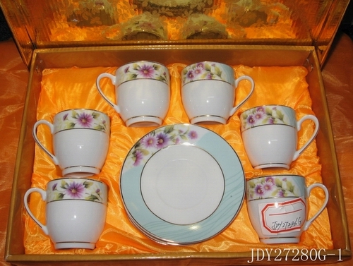 cup and saucer