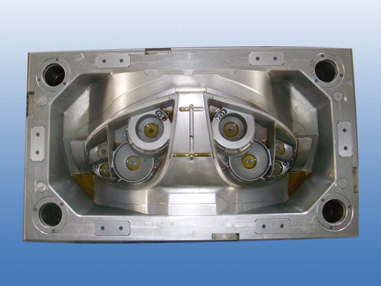 Auto Lamp Mould