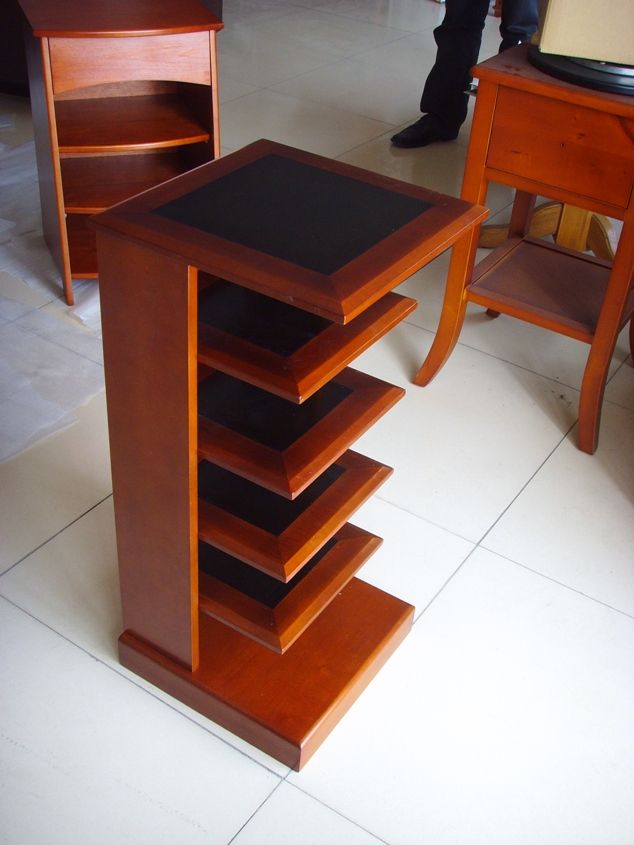 wood Magazine stand