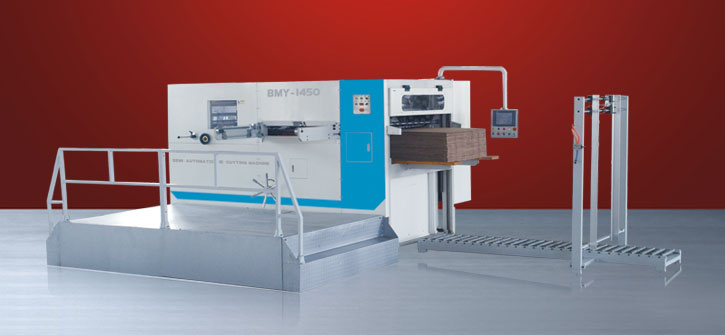 semi-automatic die cutting and creasing machine