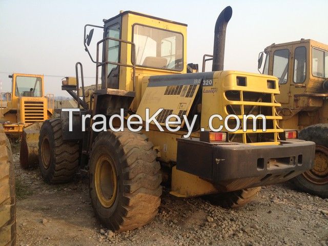 used original Japan Komatsu WA320 wheel loader for sale