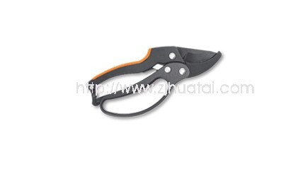 garden pruner