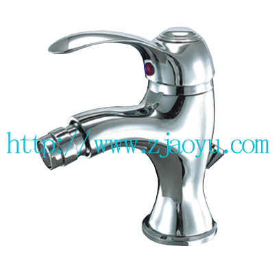 Single lever bidet mixer