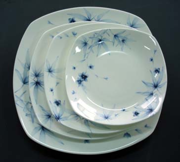 porcelain dinner set