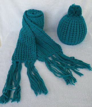 knitted scarf