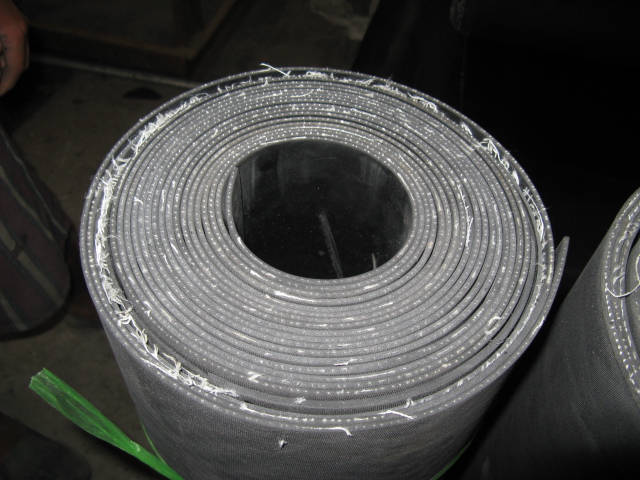 cloth insertion rubber sheet