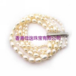 Pearl bracelet