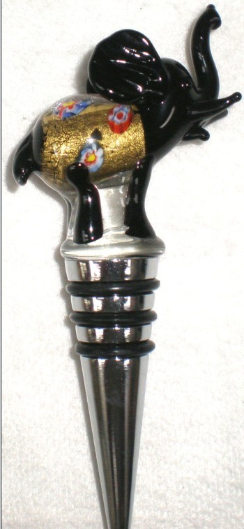 Colored glaze red beverage bottle