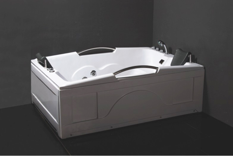 jacuzzi tub