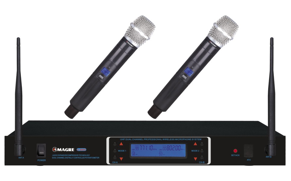 UHF wireless microphone