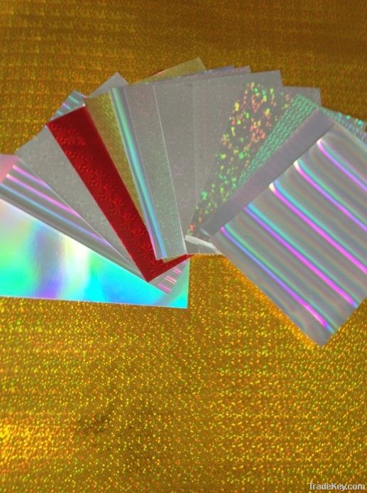 Gift wrapping of metallized paper