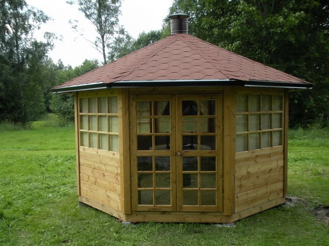 grill house, hot tub, barrel sauna