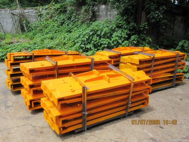 Apron Feeder Pans