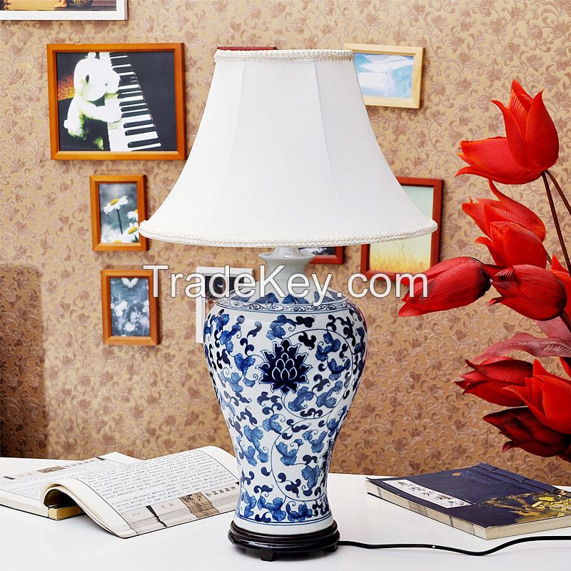 TYLP106 Hand paint Blue and White Meiping Table Lamp