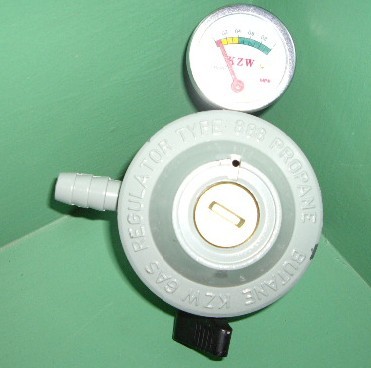 lpg gas regulator