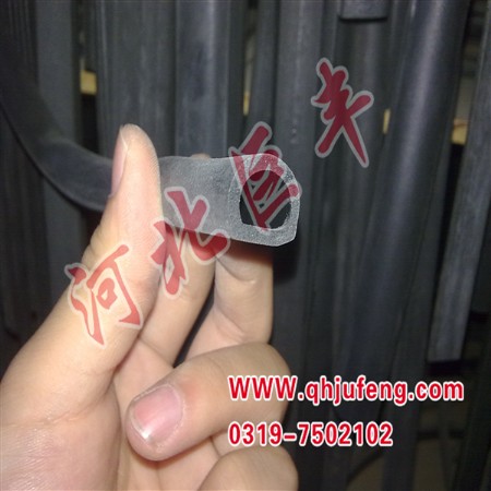 extrusion rubber sealing strip