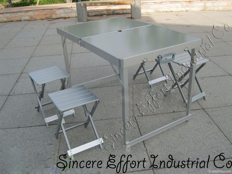 ALUMINUM FOLDING TABLE WITH STEEL STOOL