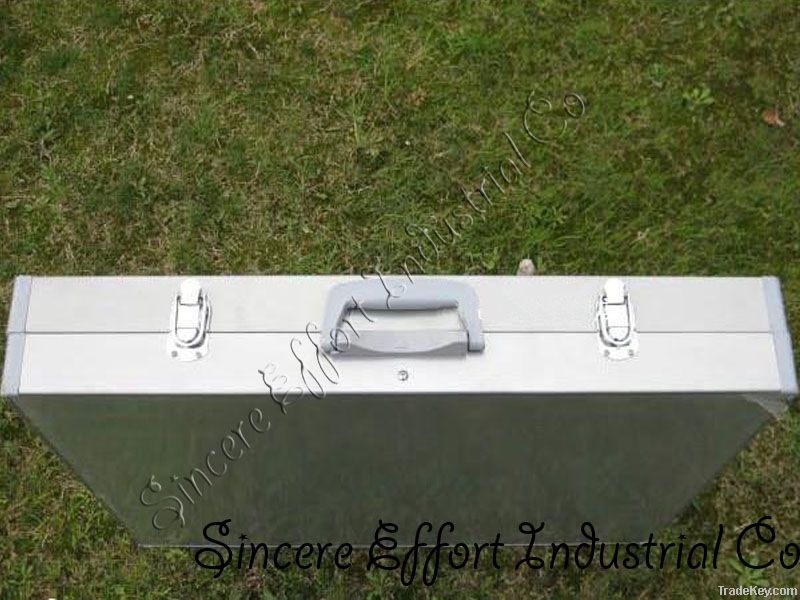 ALUMINUM FOLDING TABLE WITH STEEL STOOL