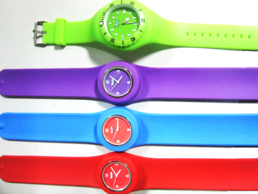 silicone watches /ion sport watch /slap watch/plastic watch