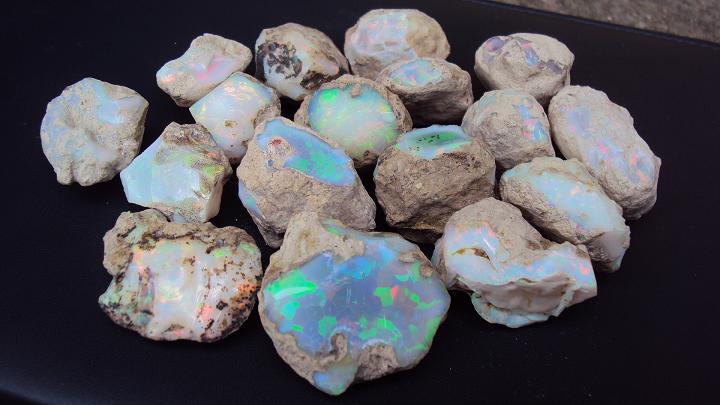 rough opal