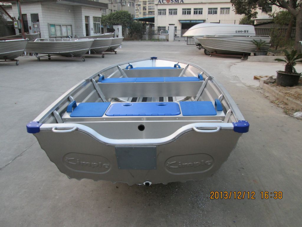 Aluminum boat - 400 Catch Aluminum Fishing Boat