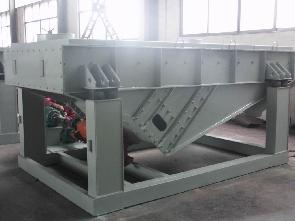 linear vibrating screen