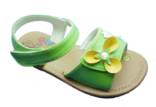 KIDS SANDALS