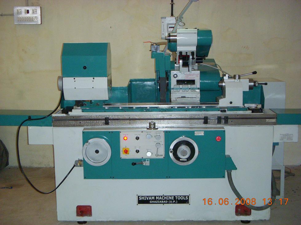 Cylindrical grinding machine