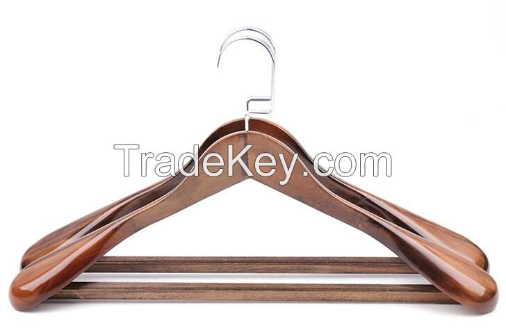 Wholesale high quality durable wood hanger / wood color hanger