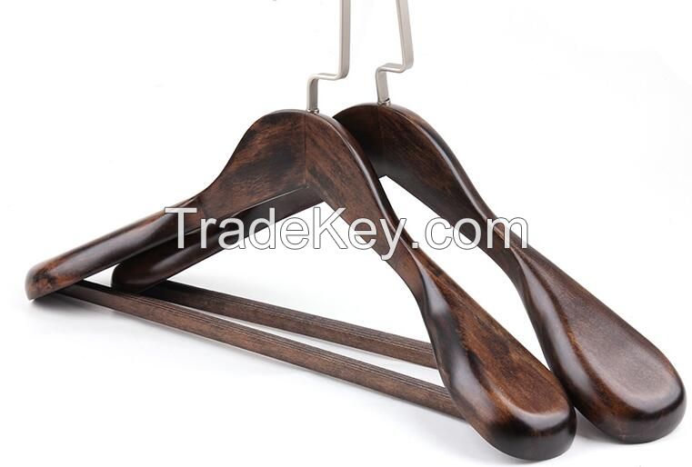 Wholesale high quality durable wood hanger / wood color hanger