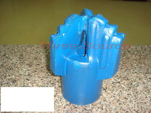 PDC drilling bits