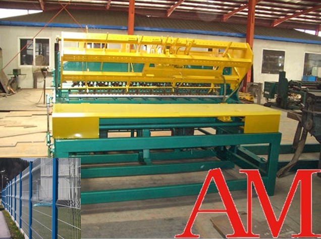 Automatically welding wire fence  machine