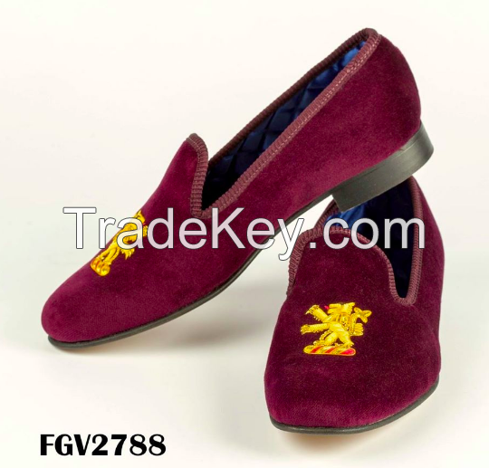 Embroidered velvet loafers